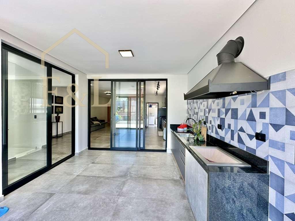 Casa, 3 quartos, 321 m² - Foto 30