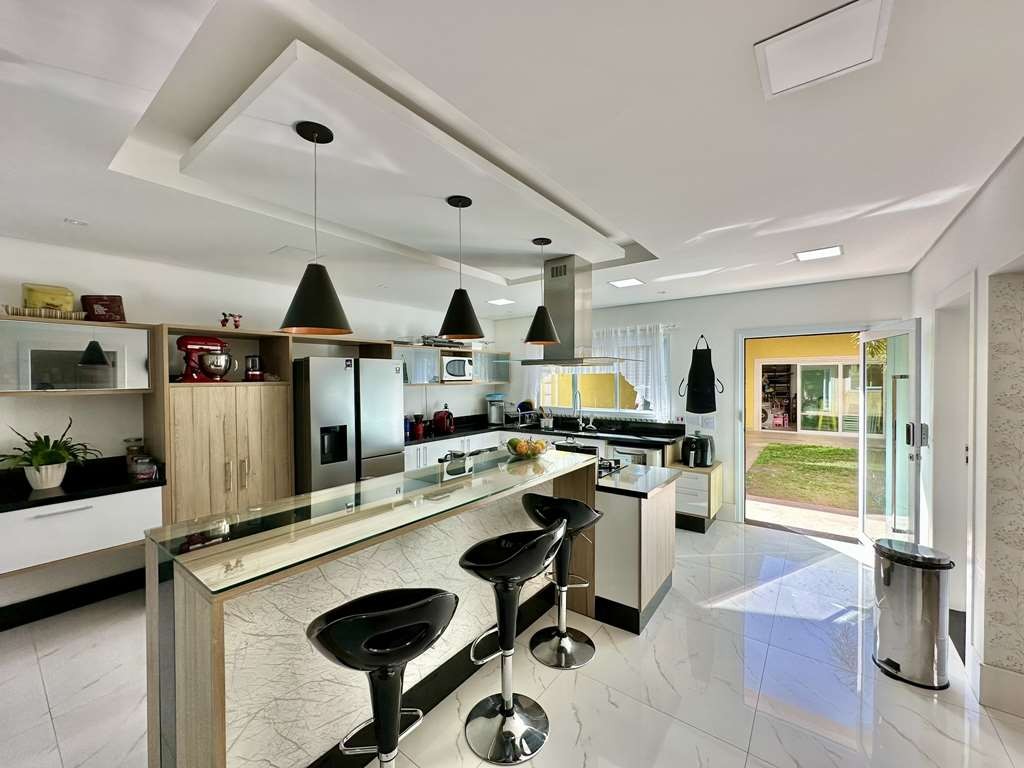 Casa, 3 quartos, 382 m² - Foto 23