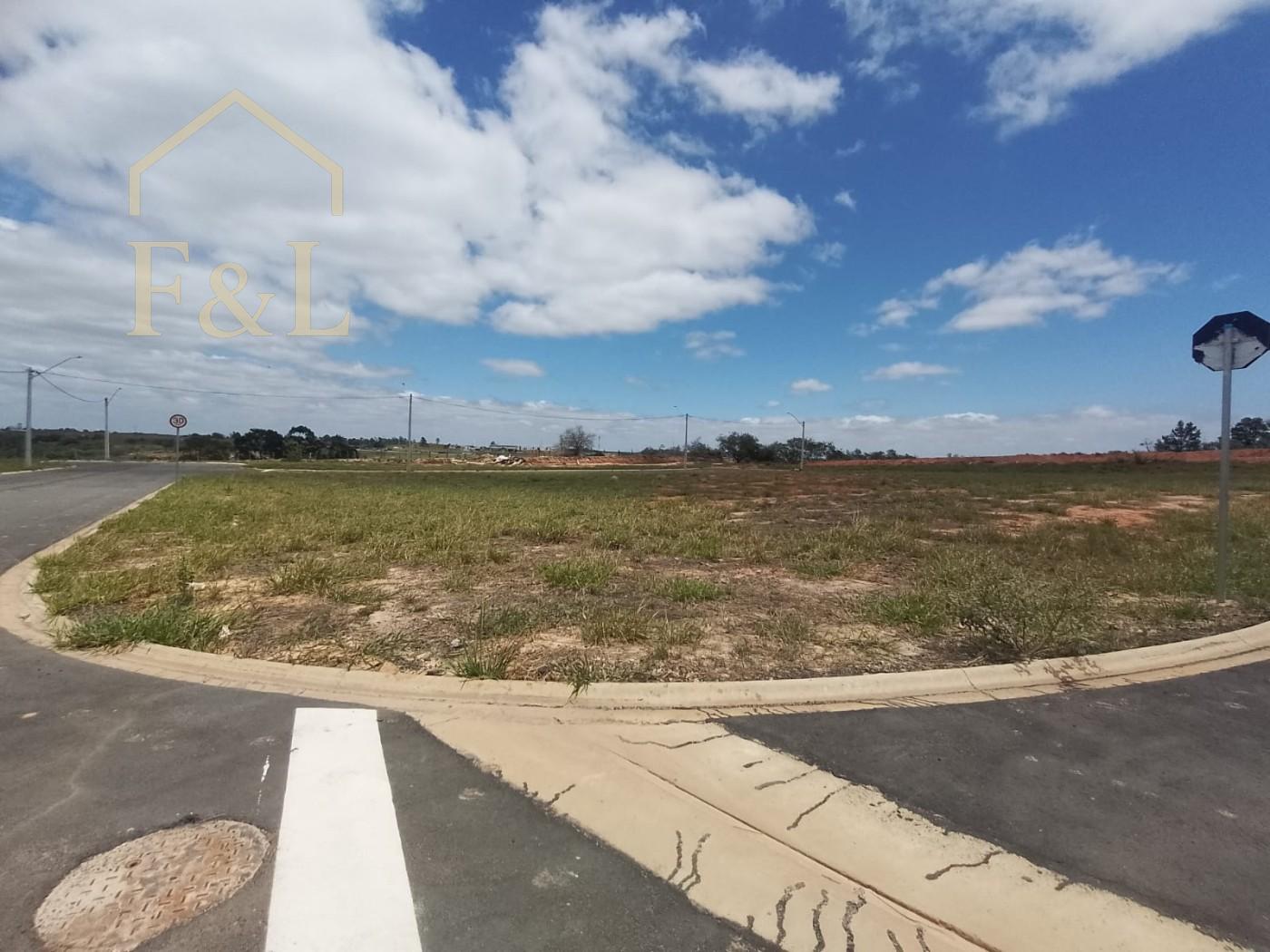 Terreno, 307 m² - Foto 1