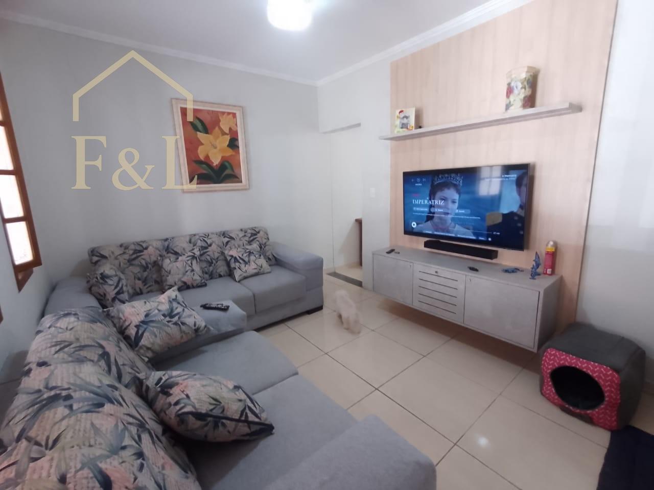 Casa, 2 quartos, 69 m² - Foto 1