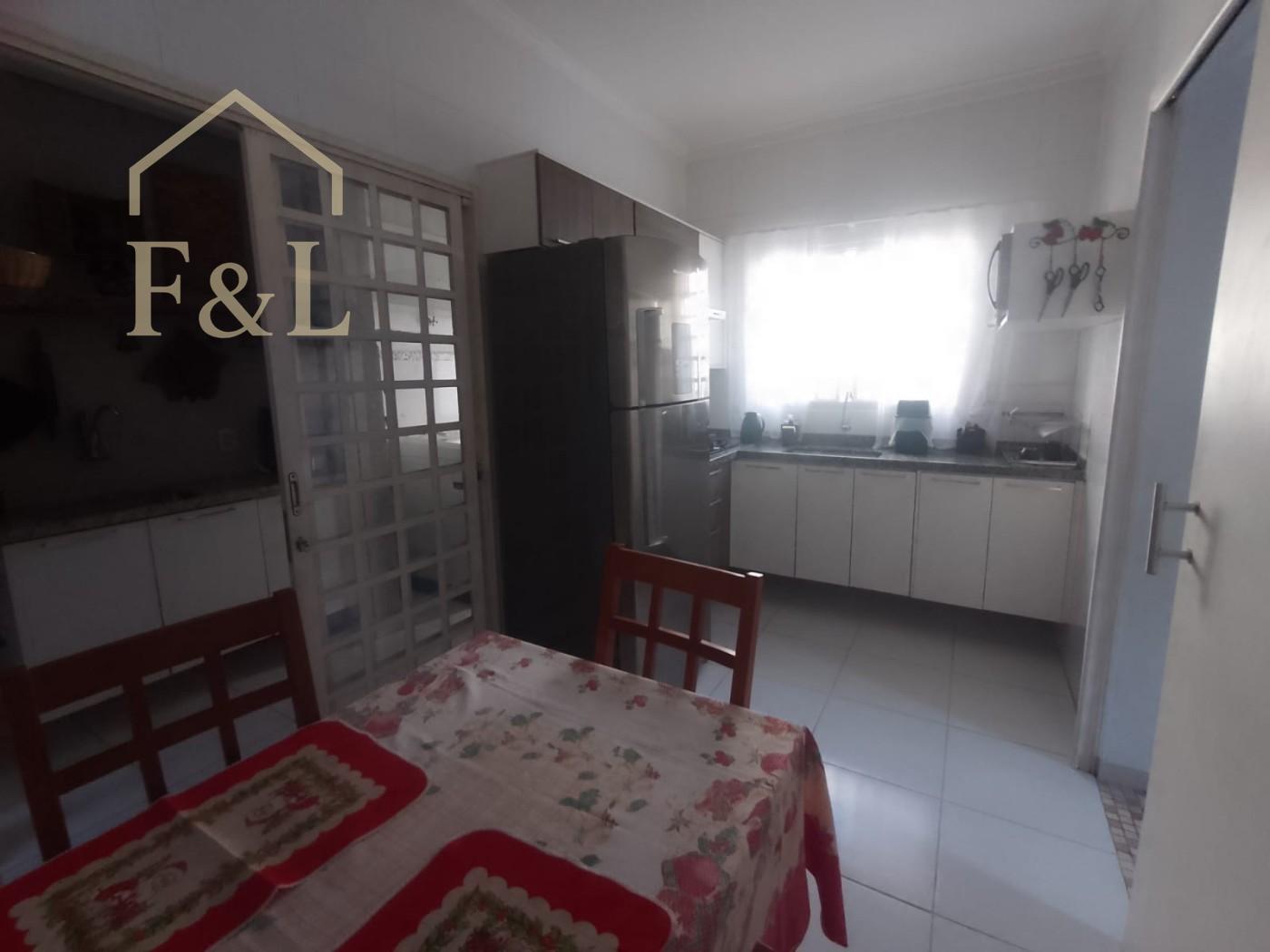 Casa, 2 quartos, 93 m² - Foto 4