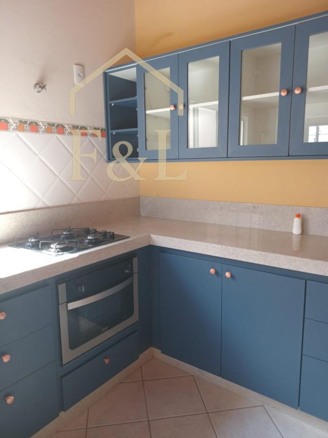 Casa, 4 quartos, 140 m² - Foto 1