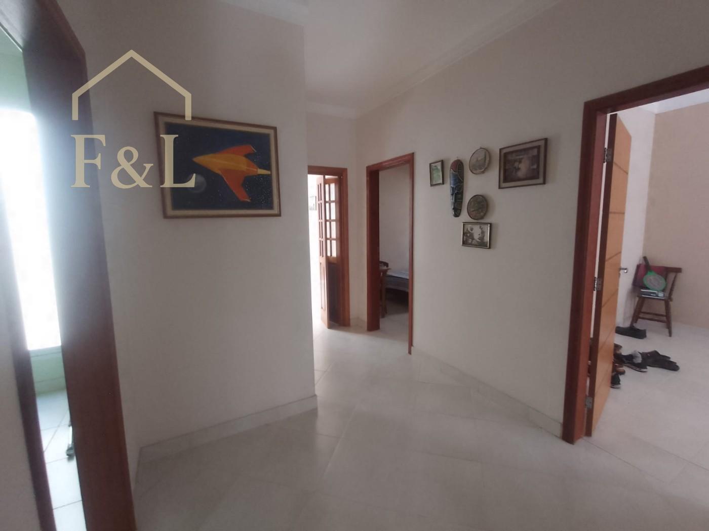 Casa, 4 quartos, 208 m² - Foto 4