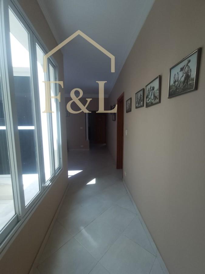 Casa, 4 quartos, 208 m² - Foto 1