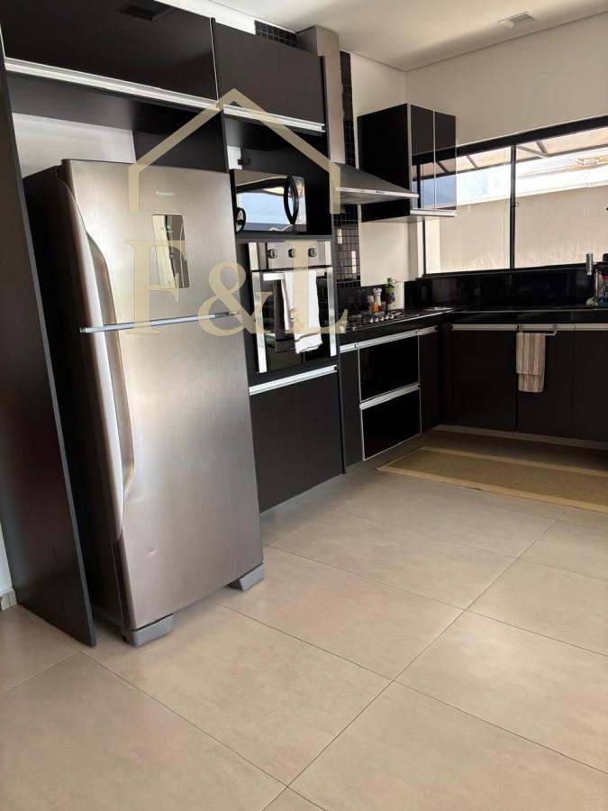 Casa, 3 quartos, 290 m² - Foto 15