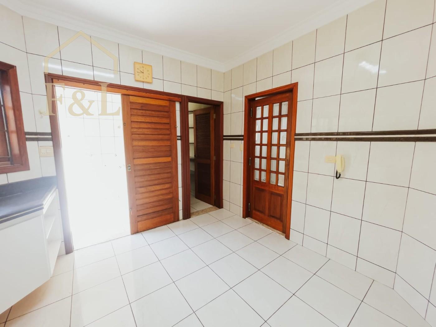 Casa, 4 quartos, 275 m² - Foto 25