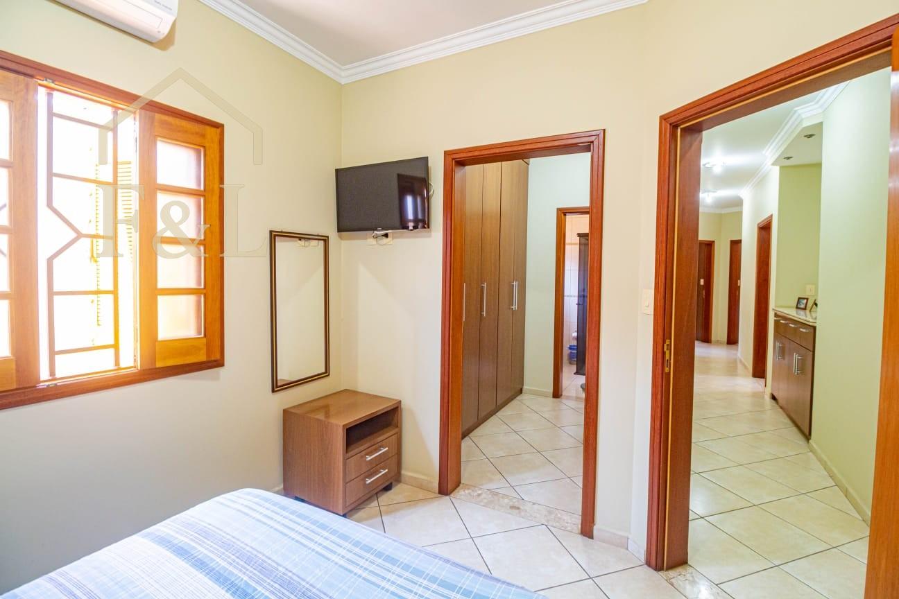 Casa, 4 quartos, 275 m² - Foto 18