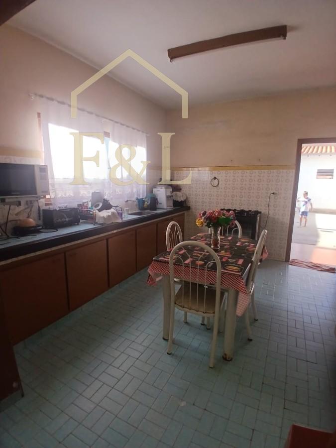 Casa, 4 quartos, 231 m² - Foto 11